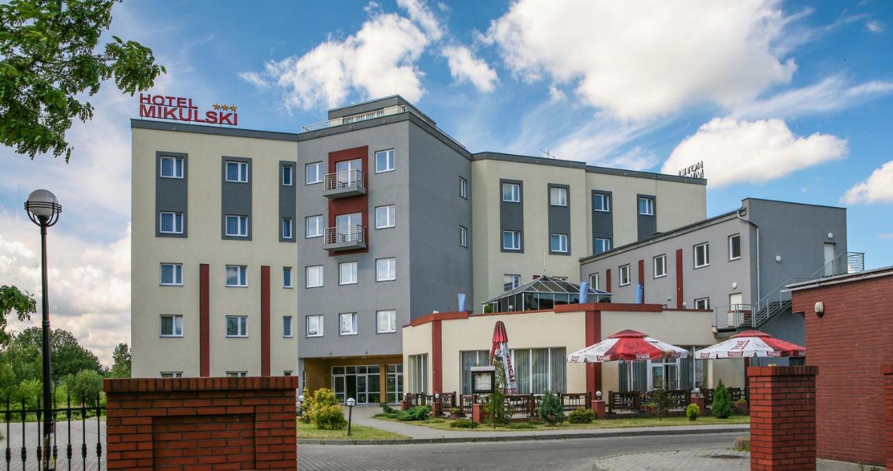 Hotel Mikulski 格利维采 外观 照片