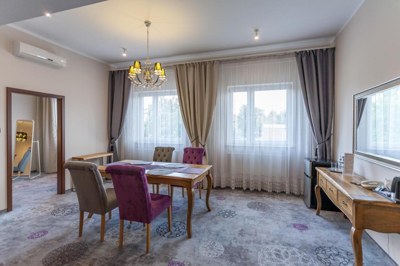 Hotel Mikulski 格利维采 外观 照片